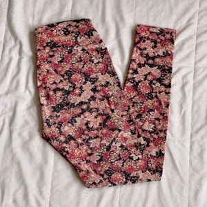 LuLaRoe Leggings EUC OS